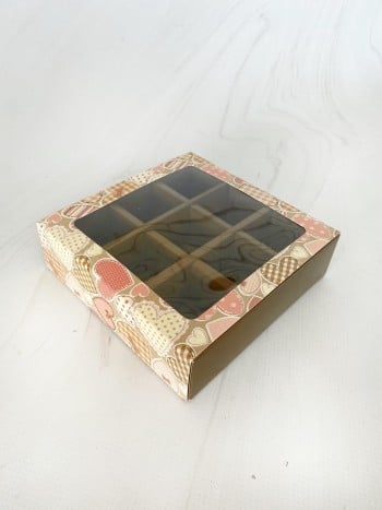 Упаковка под 9 конфет "Сердца" — изображение 2