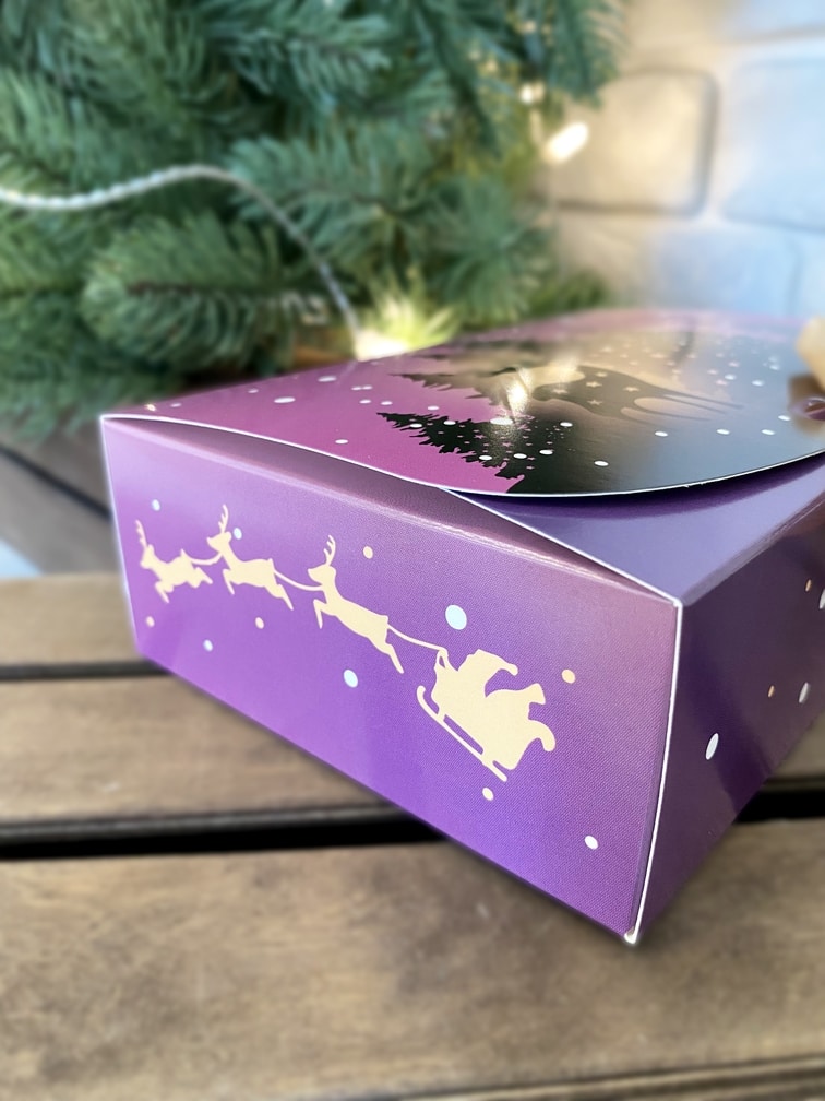 Упаковка для подарка с лентой “Новогодний олень”
