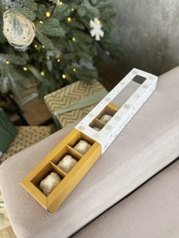 Коробка с окном под 5 конфет Золотые снежинки, 210х50х33 мм (дно и обечайка) — изображение 4