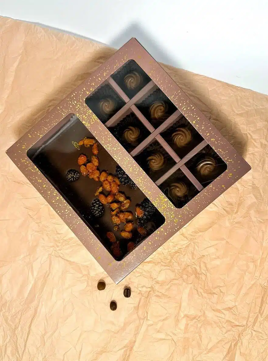 Упаковка под 8 конфет и шоколад, "Золотое свечение" — изображение 3