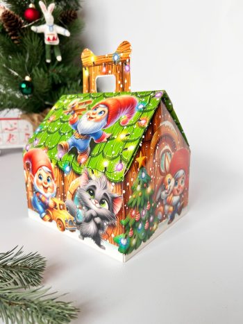 Коробка подарочная Помощники Деда Мороза, 160х140х155 (+52) мм — изображение 3